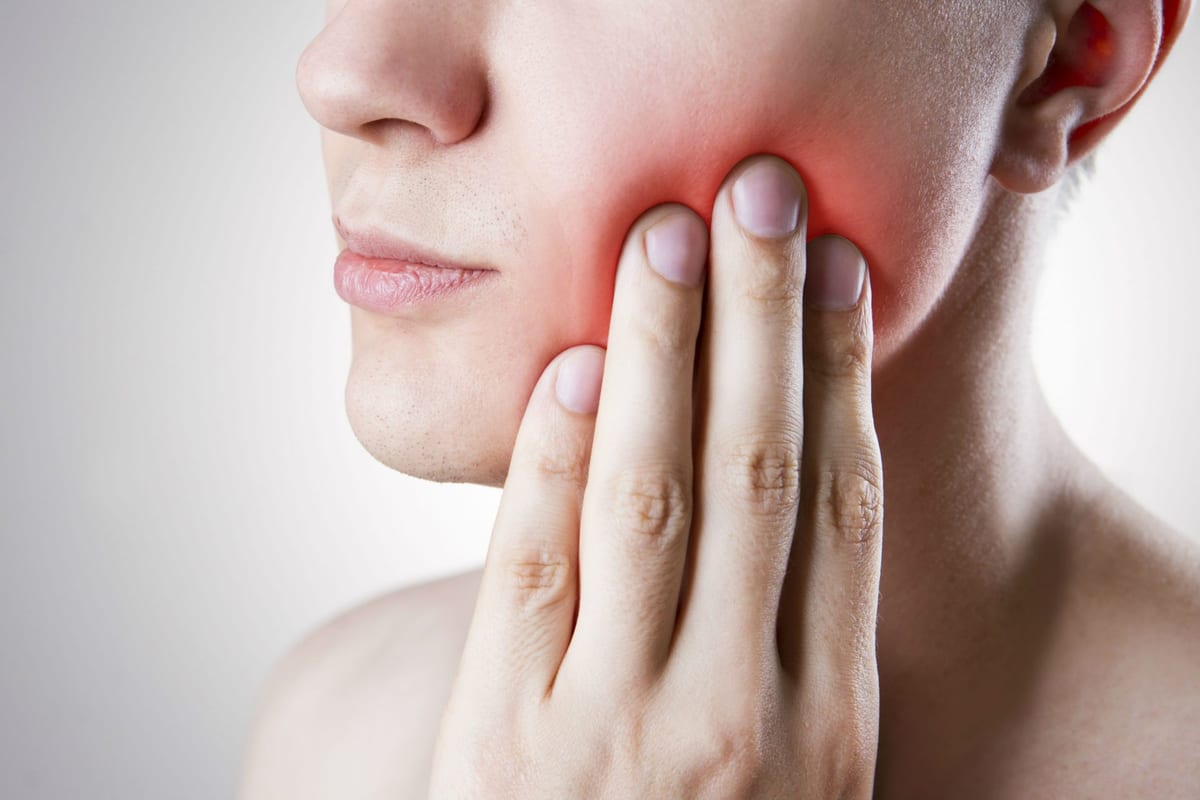 Dor de dente: quando é uma emergência odontológica?